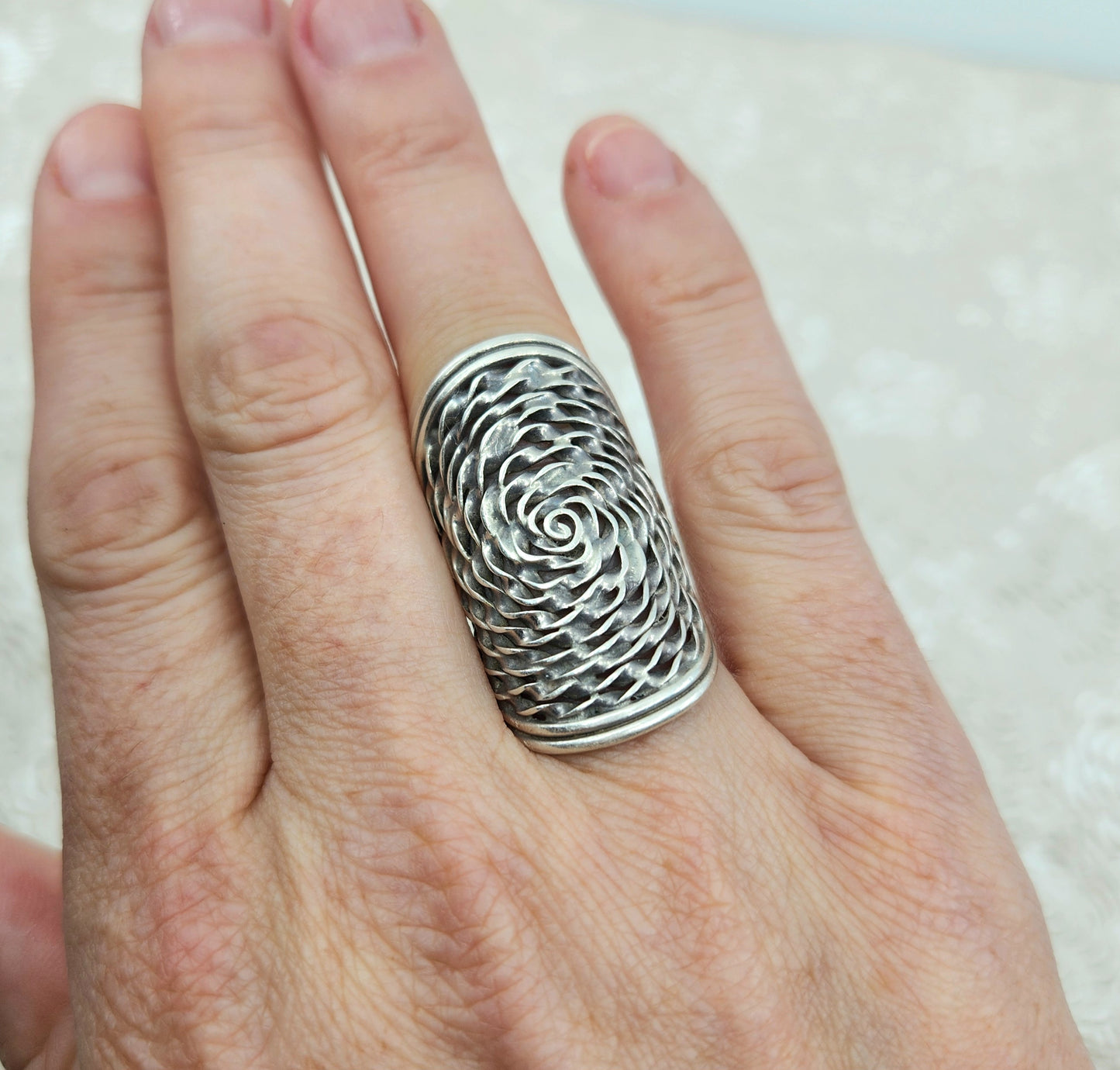Vintage 1990s Sterling Silver Rose Swirled Large Full Finger Statement Ring Size 7.25