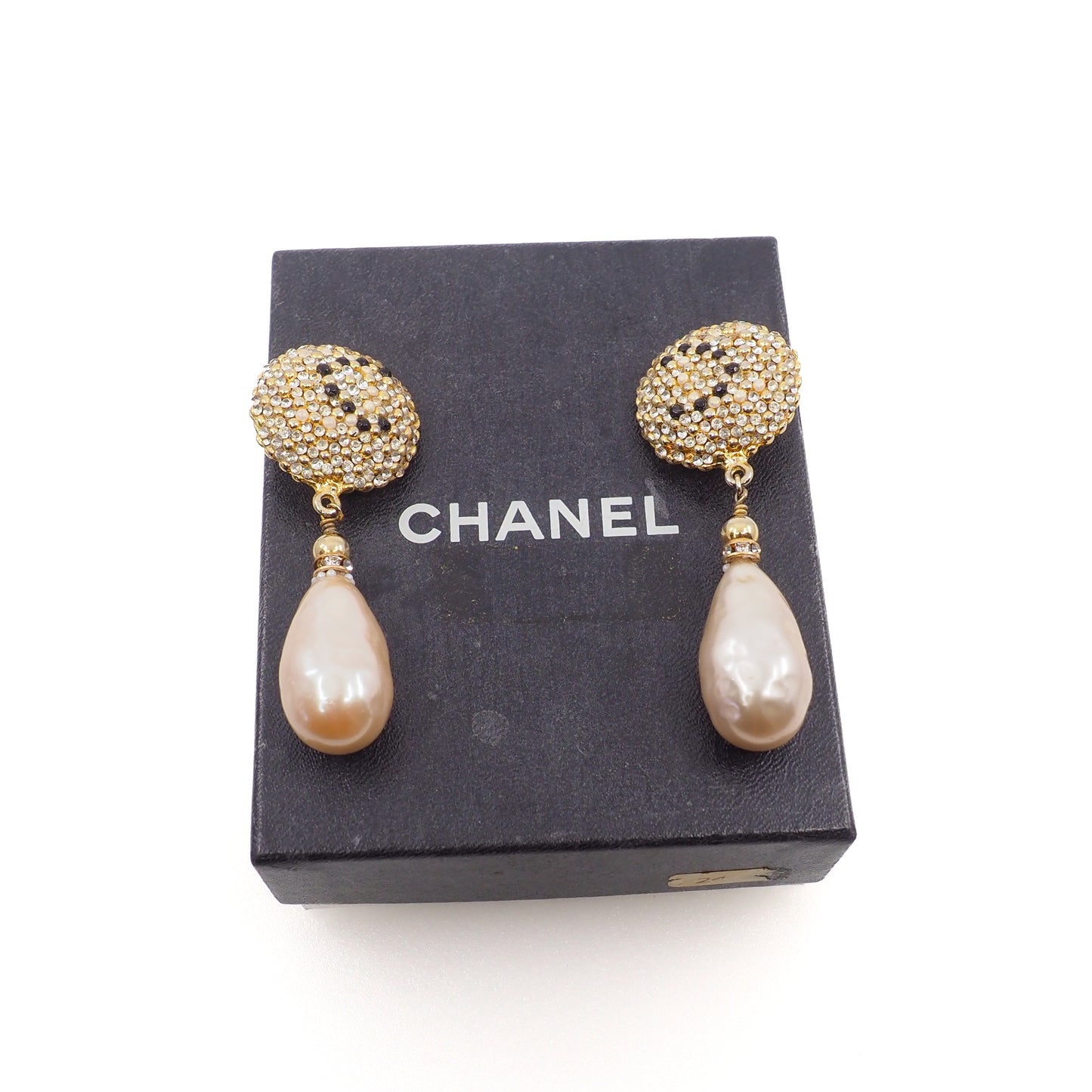 Vintage 1990s Chanel Imit. Pearl & Rhinestone Clip Earrings w/ Box AS IS Repair