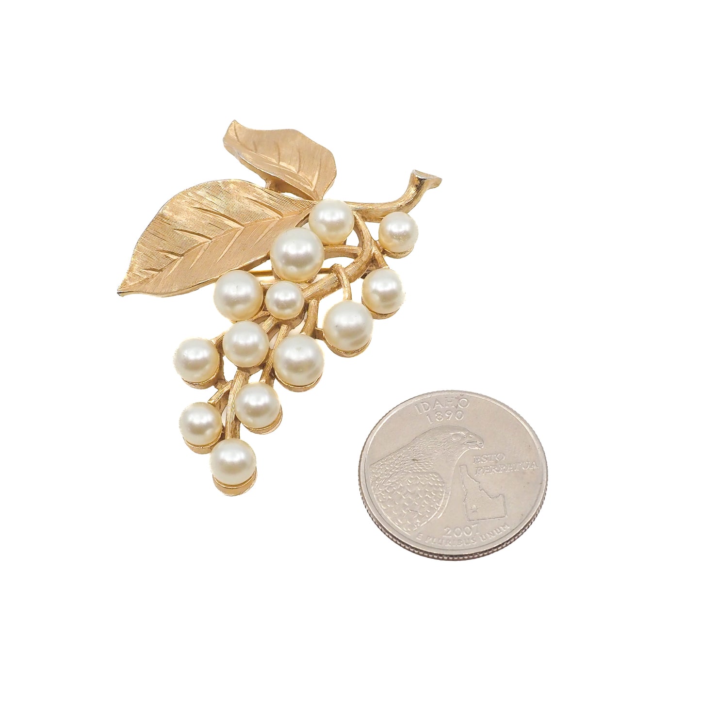 Vintage 1960s TRIFARI Imitation Pearl Gold Plate Leaf Cluster Brooch