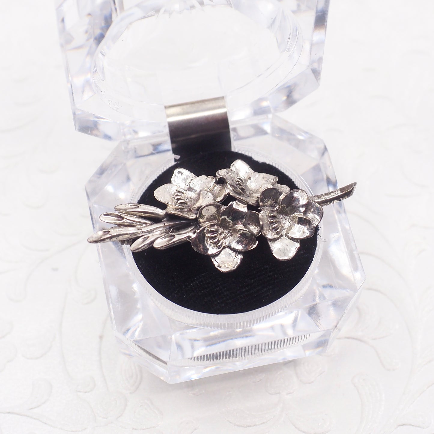 Vintage 1980s SARAH COVENTRY Sterling Silver Flower Brooch