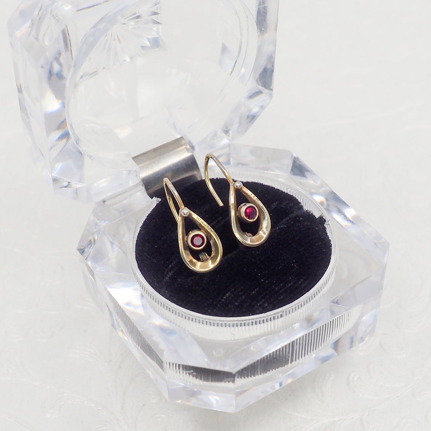 Vintage 1980s Bohemian Garnet and 900 Silver Gold Wash Pierced Small Earrings - 80s Red Czech Garnet Drop Earrings