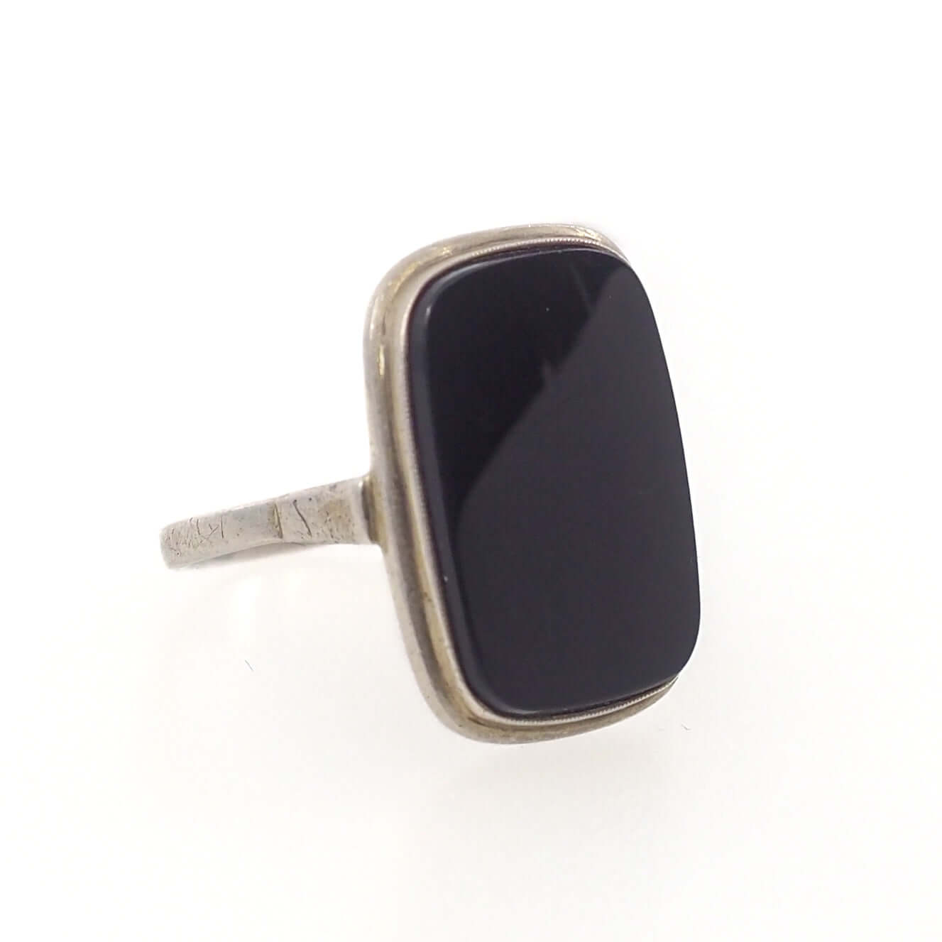 Vintage 1960s Black Onyx and 835 Silver Solitaire Ring Size 7.75