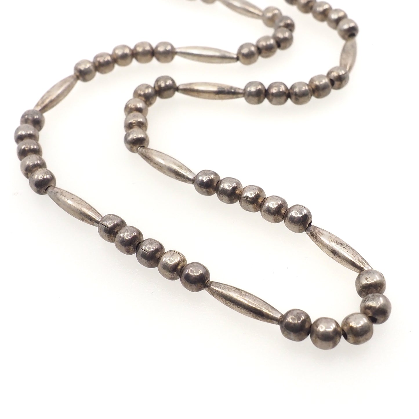 Vintage 1970s Sterling Silver Navajo Native American Hand Made Bead Single Strand 22" Necklace