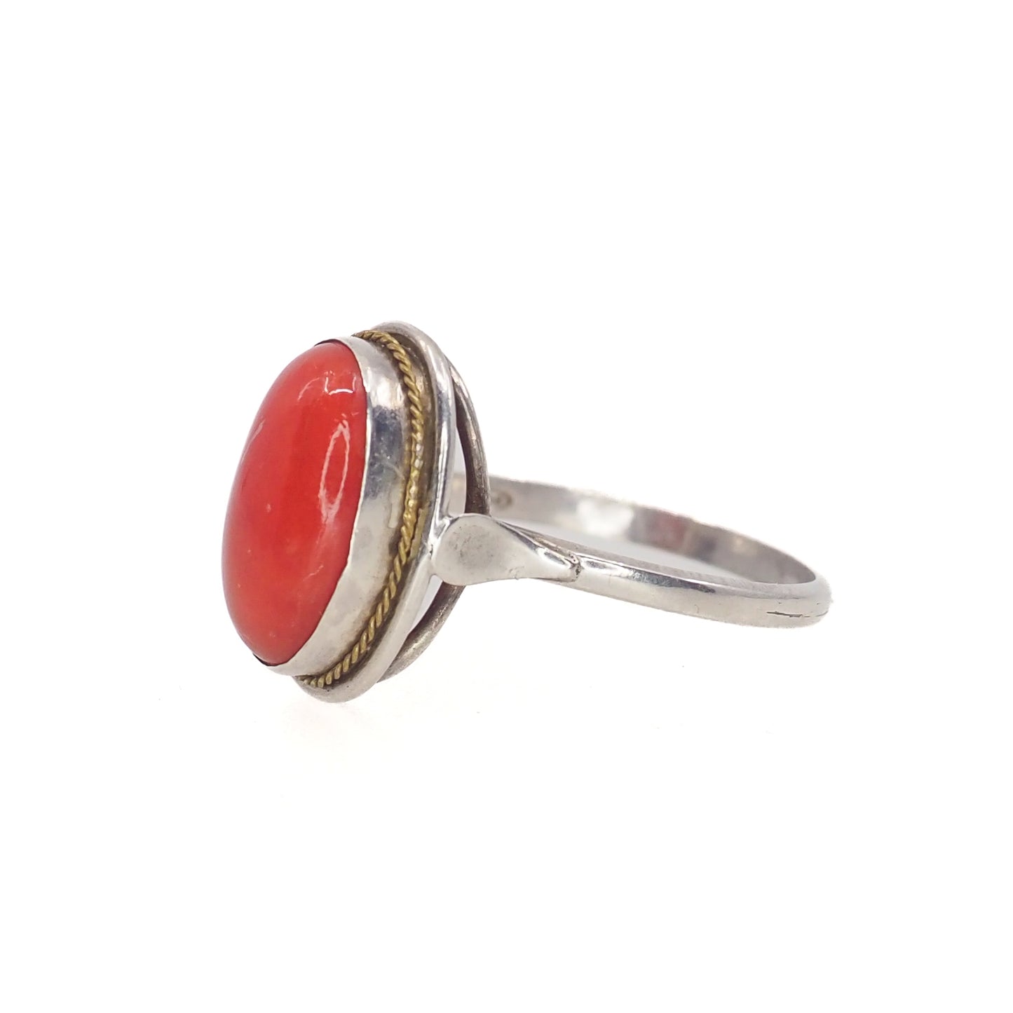 Vintage 1990s Italian Red Salmon Mediterranean and 800 Silver Cabochon Solitaire Ring Size 9.25