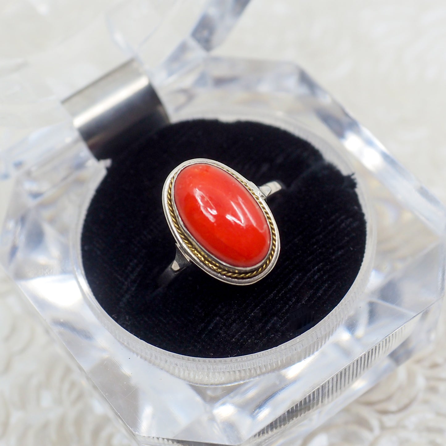 Vintage 1990s Italian Red Salmon Mediterranean and 800 Silver Cabochon Solitaire Ring Size 9.25