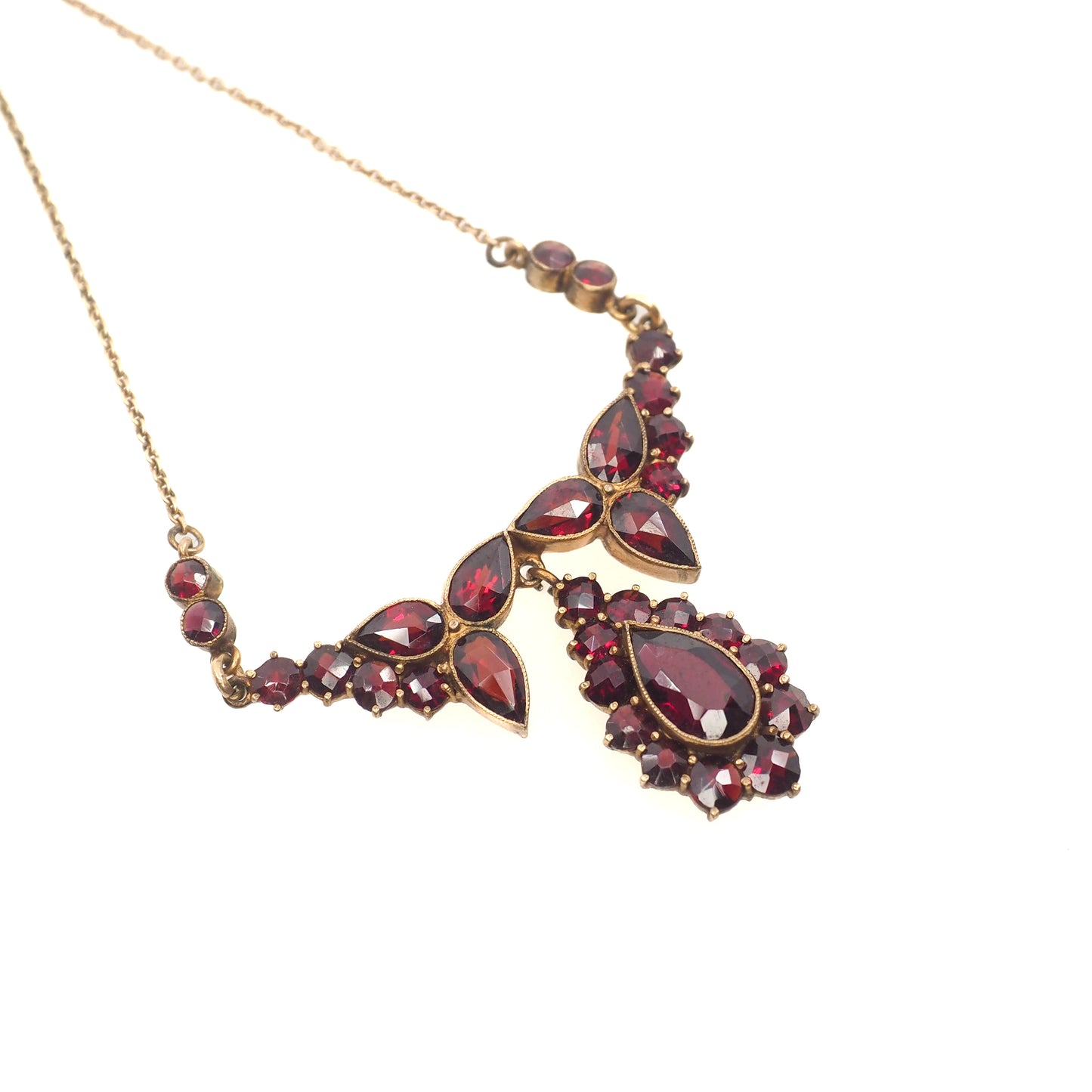Vintage 1930s Red Bohemian Garnet Drop Choker Gilt 17" Necklace