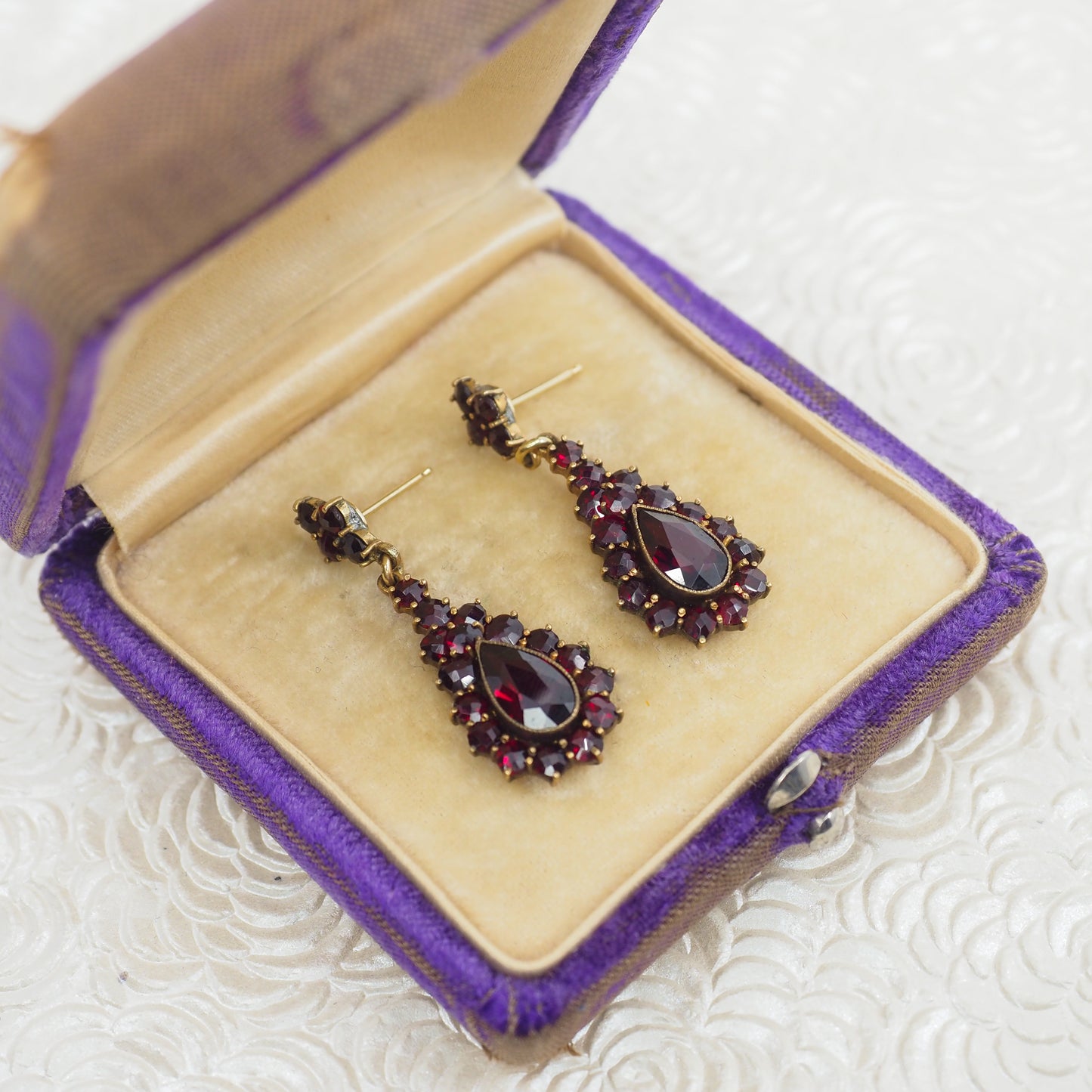 Vintage 1950s Red Rose Cut Pyrope Garnet and Gold Wash Drop Cluster Pierced Earrings