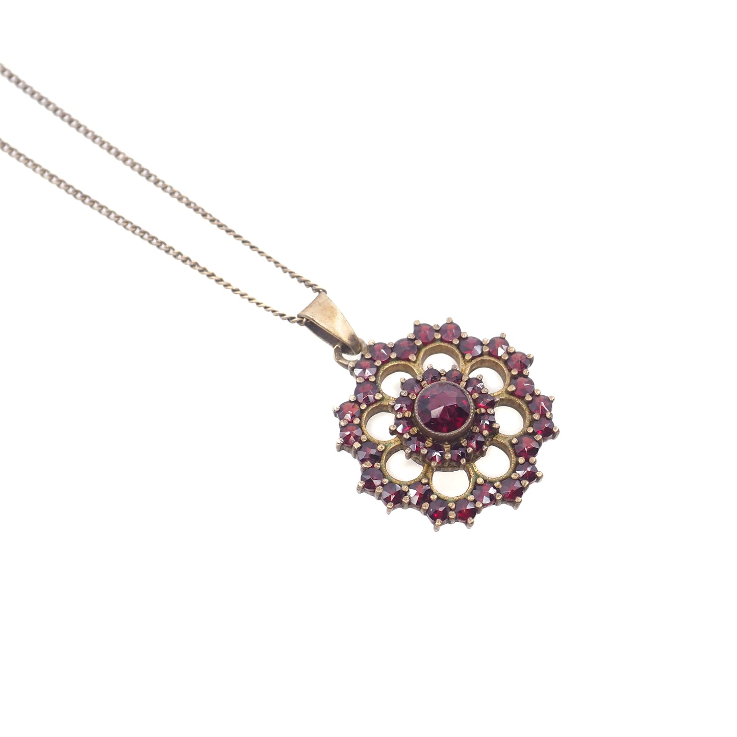Vintage 1960s Rose Cut Bohemian Garnet and Flower Pendant 18" Necklace