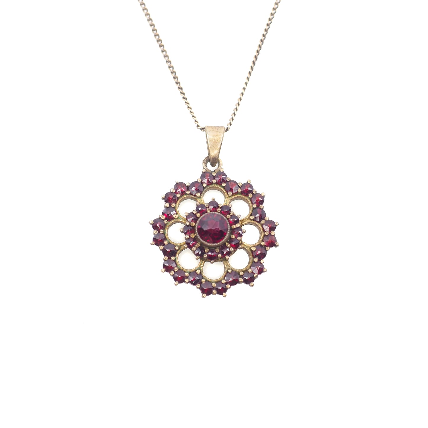 Vintage 1960s Rose Cut Bohemian Garnet and Flower Pendant 18" Necklace