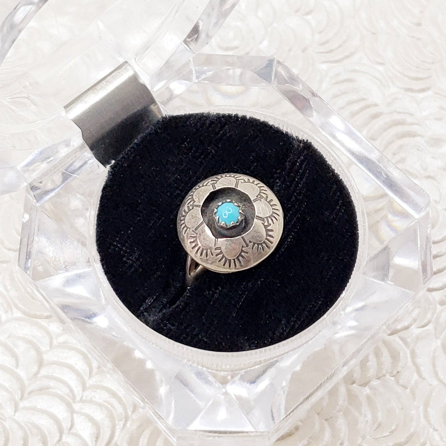 Vintage 1980s Blue Turquoise and Sterling Silver Navajo Flower Ring Size 5.25