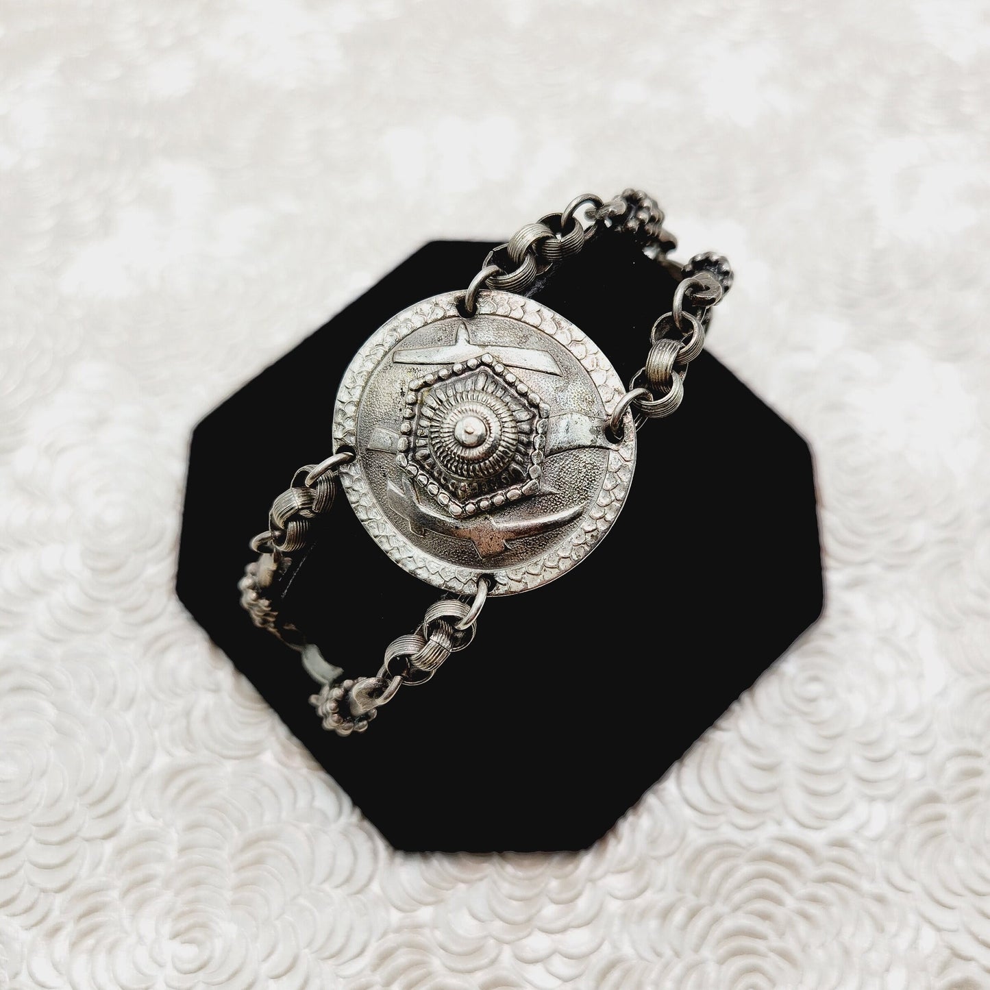 Antique 1890s Late Victorian Etruscan Revival Medallion Silver 6.5" Bracelet