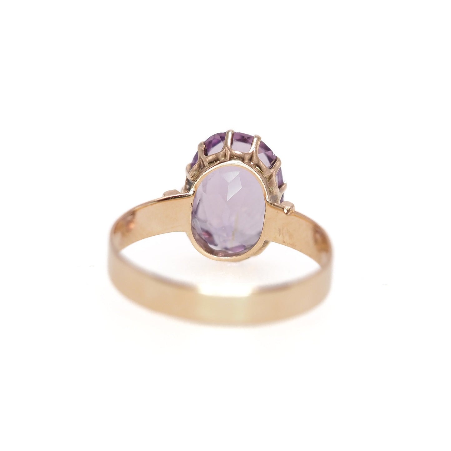 Antique 1880s Late Victorian Oval Cut Purple Amethyst and 10k Rose Gold Etched Solitaire Ring Size 7