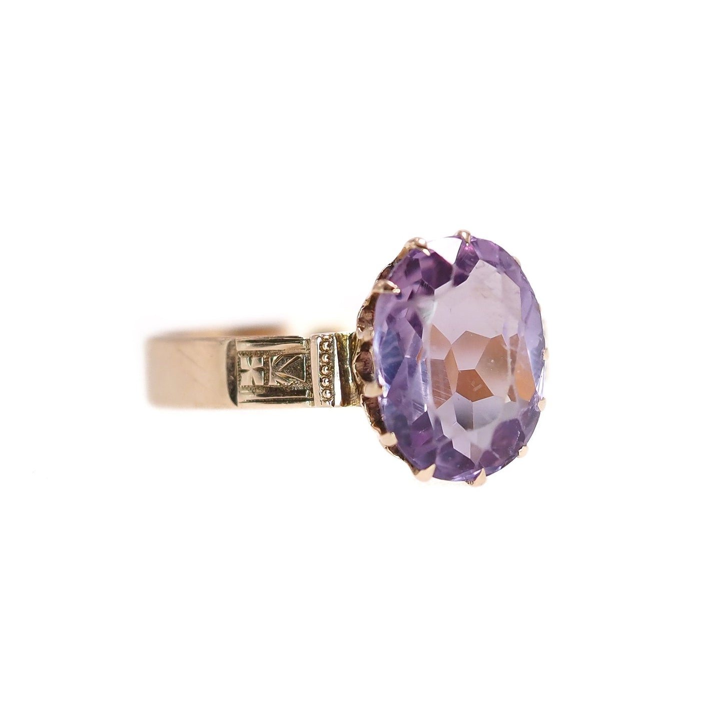 Antique 1880s Late Victorian Oval Cut Purple Amethyst and 10k Rose Gold Etched Solitaire Ring Size 7