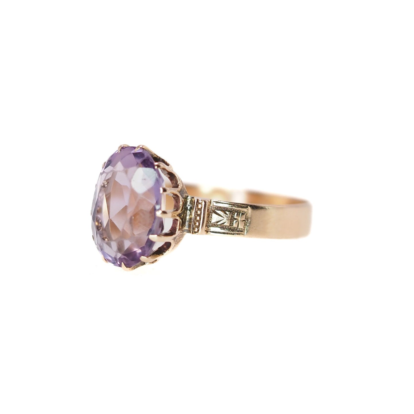 Antique 1880s Late Victorian Oval Cut Purple Amethyst and 10k Rose Gold Etched Solitaire Ring Size 7