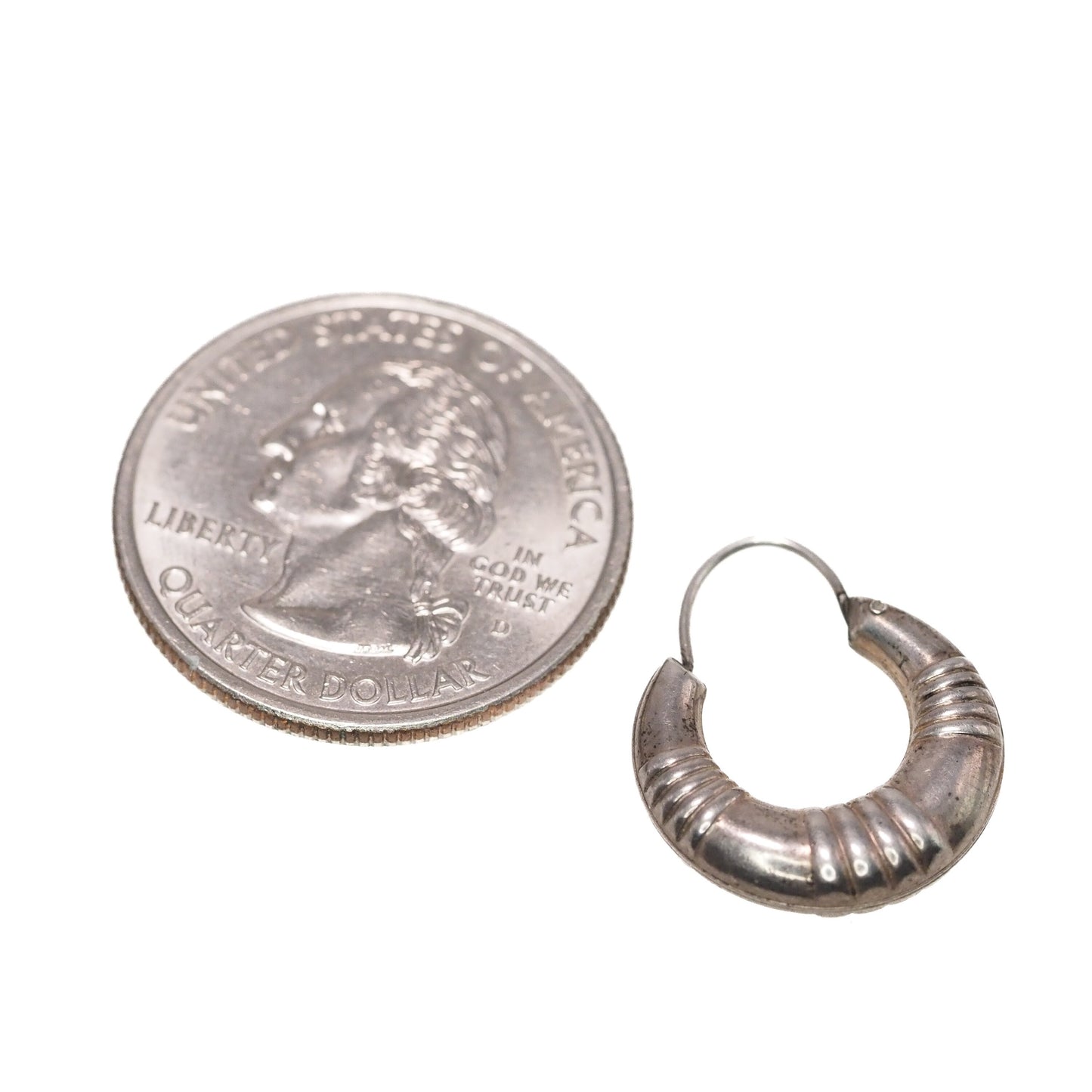 Vintage 1980s Sterling Silver Puffy Minimal Light Pierced Hoop Earrings