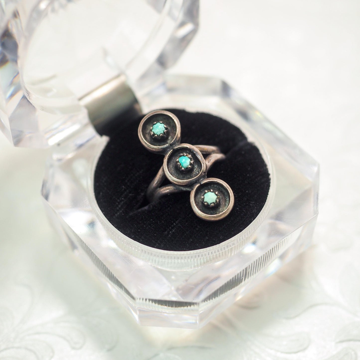 Vintage 1960s Navajo Blue Turquoise and Sterling Silver Three Stone Multi Gem Unisex Southwestern Ring Size 5.5