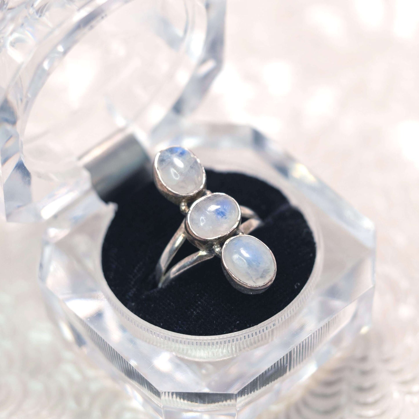 Vintage 1990s Moonstone and Sterling Silver Three Stone Southwestern Ring Size 8.25