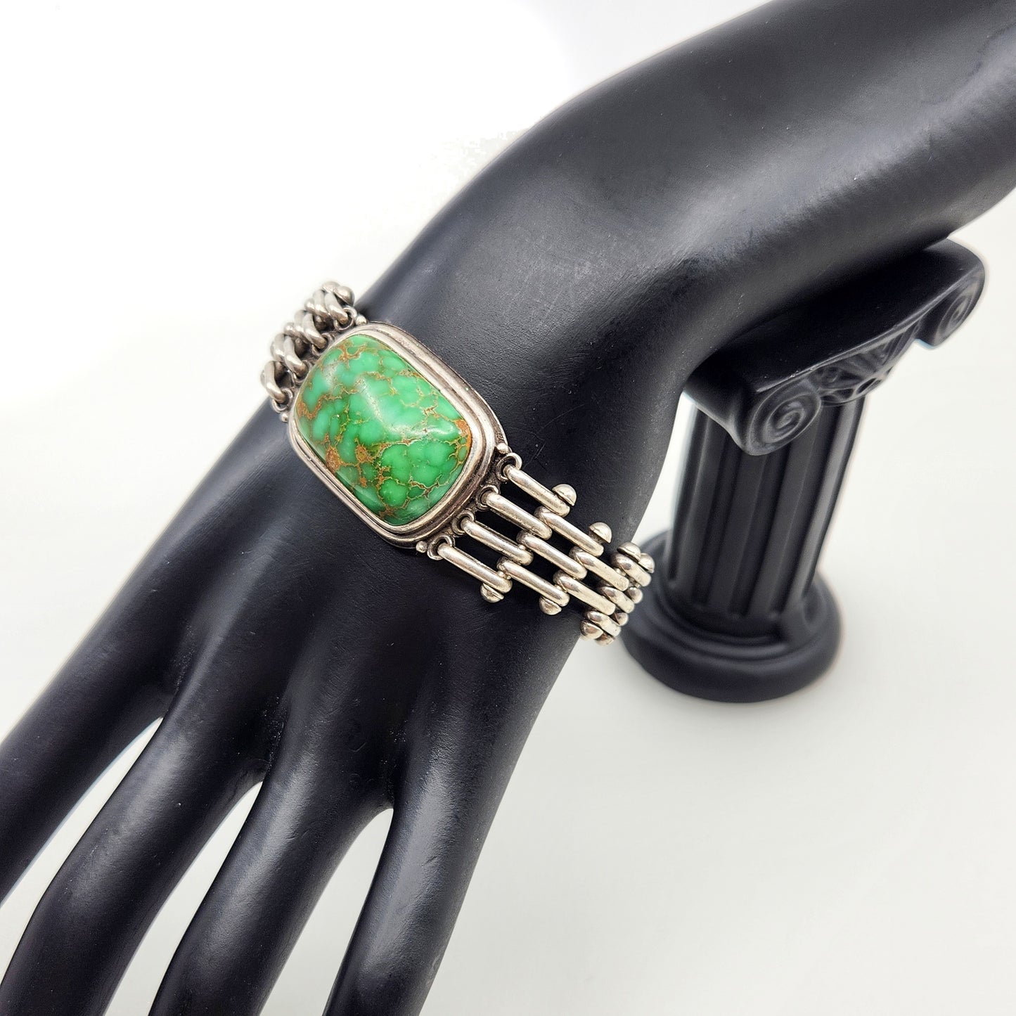 Vintage 1980s Green Turquoise and Sterling Silver Link 7" Bracelet