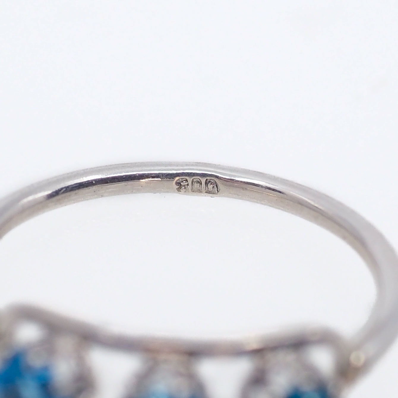 Vintage 1970s Blue Topaz and 800 Silver Three Stone Ring Size 7.75