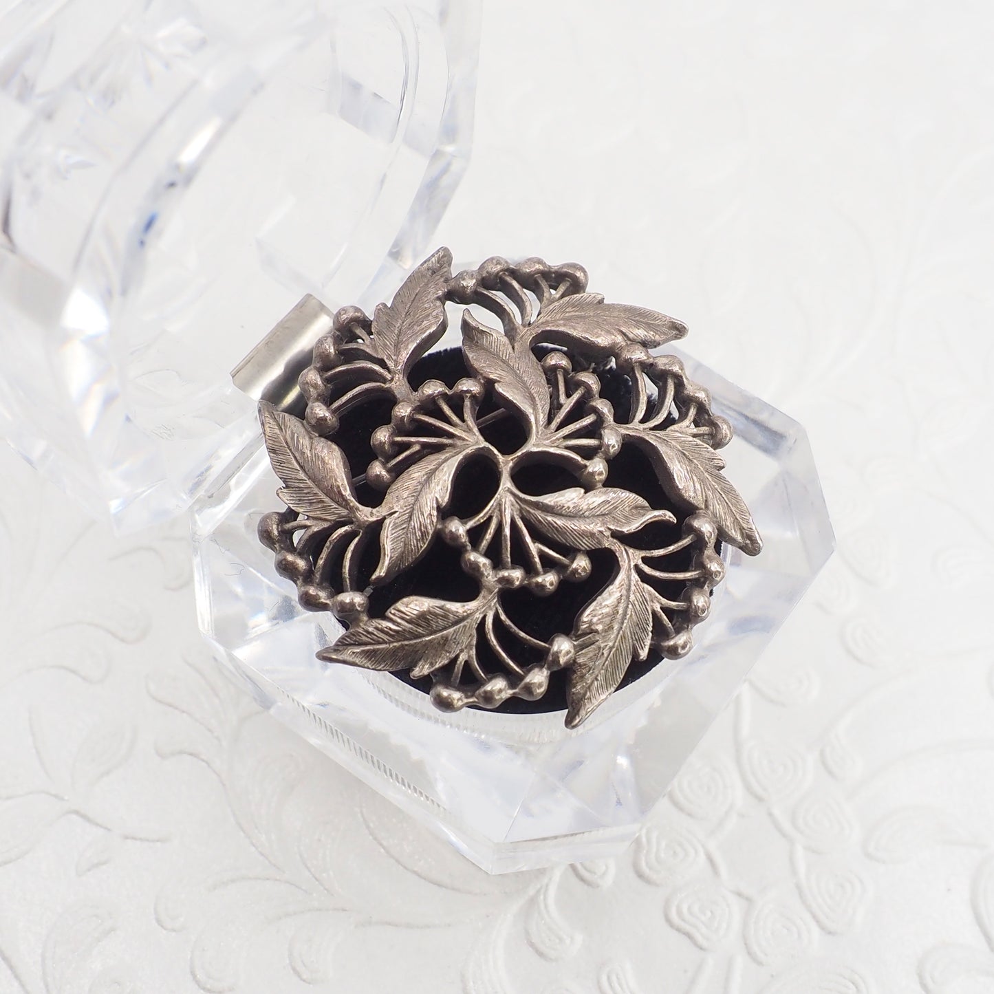 Vintage 1960s Ornate Foliate Plant Silver Plate Unisex Brooch