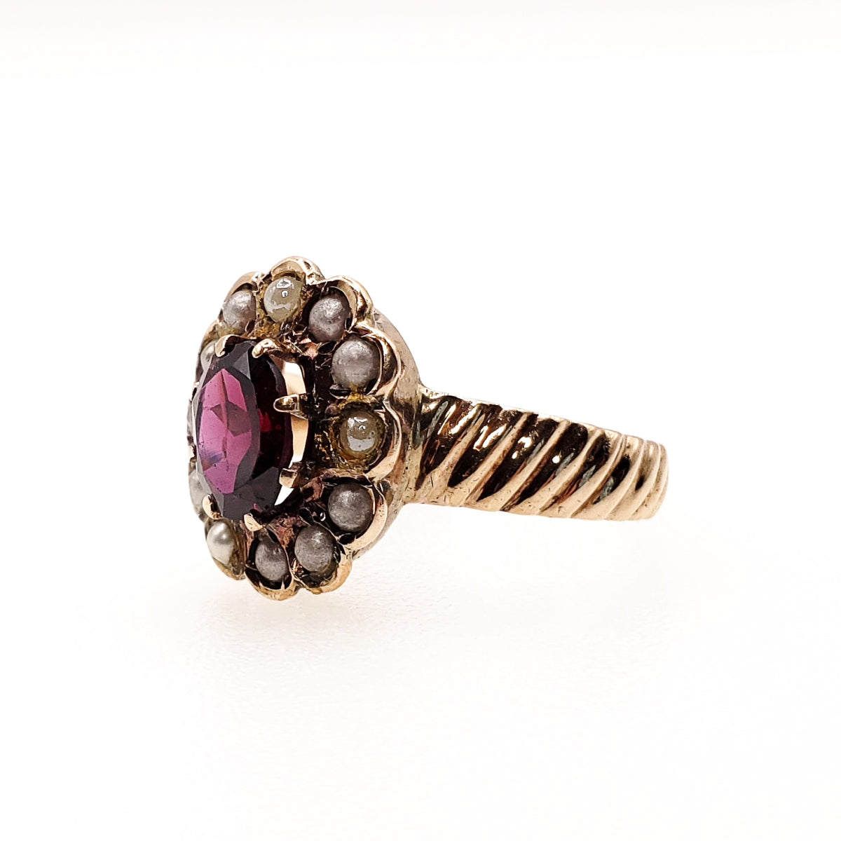 Antique 1890s Late Victorian Almandite Garnet, Seed Pearl, and 9K Yellow Gold Halo Ring Size 6.5 image 2