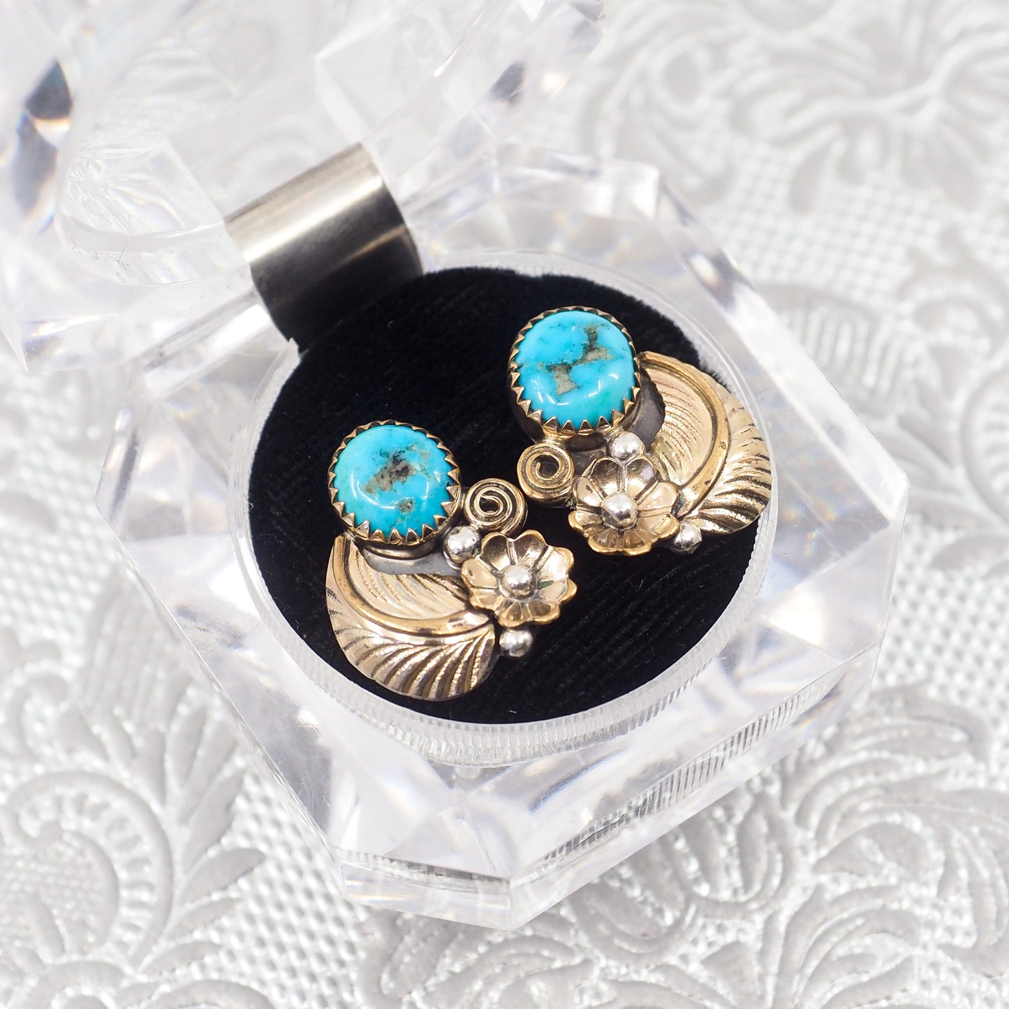 Vintage 1980er Navajo Ohrstecker in Blumenform mit blauem Türkis und vergoldetem Sterlingsilber