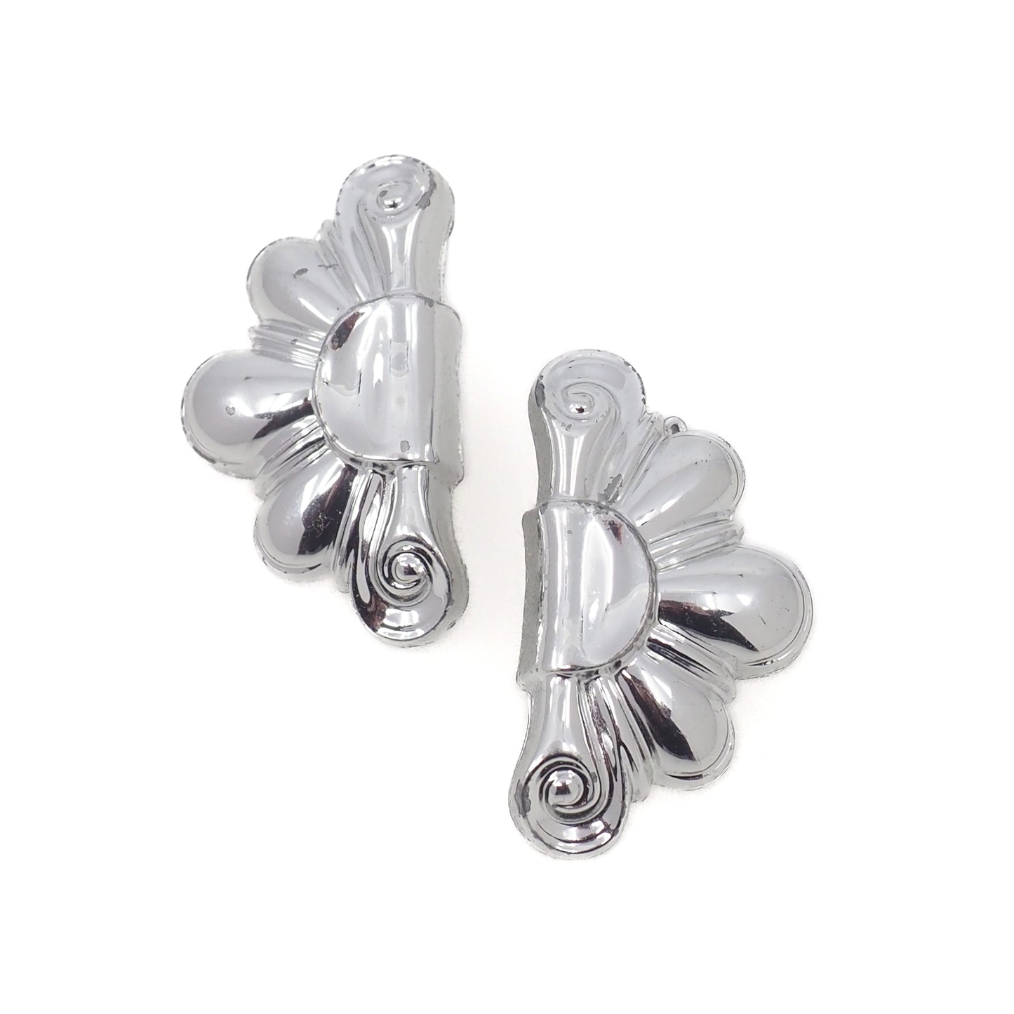 Vintage 1960s Silver Tone Metal Modernist Clip On Earrings