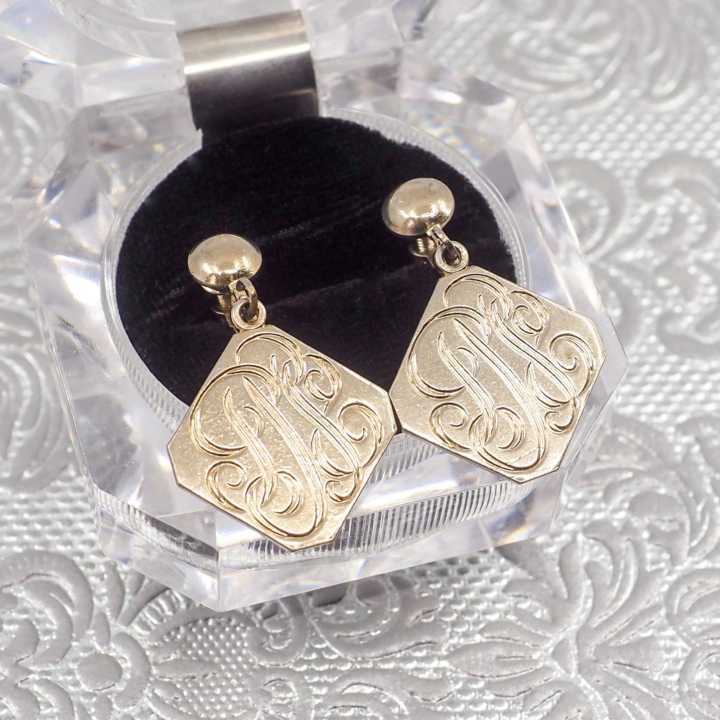 Vintage 1950s Yellow Gold Filled Engraved Screw Back Drop Earrings