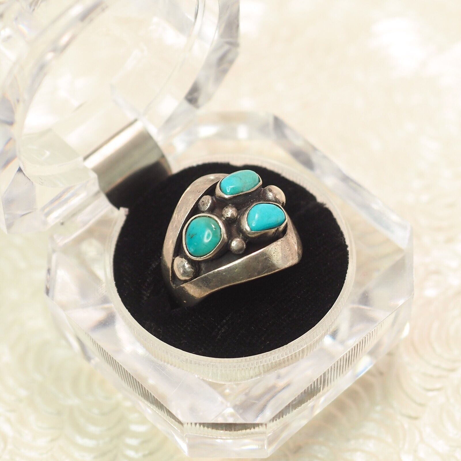 Vintage 1970s Blue Turquoise Sterling Southwestern Native American Ring Size 5