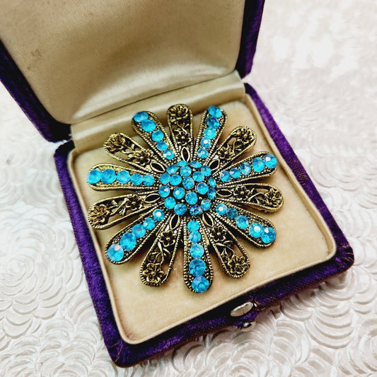 Vintage 1980s Turquoise Aurora Borealis Rhinestone and Gold Tone Flower Brooch