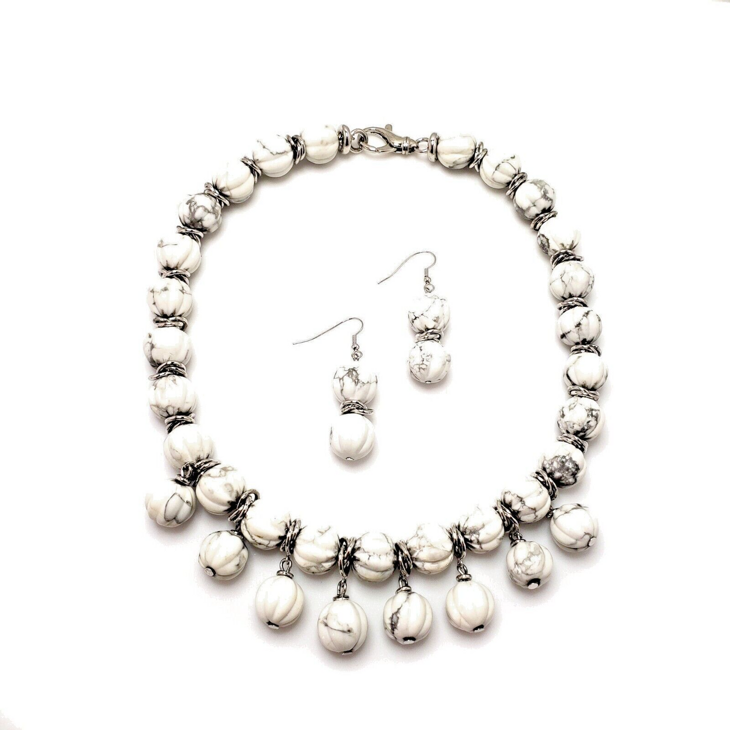 Vintage 1990s Howlite Melon Bead Silver Tone Metal Necklace and Ear Set