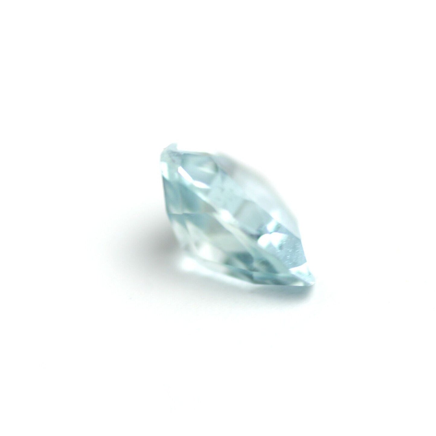 Vintage 1990s Trillion Cut Faceted Light Blue Aquamarine 1.05 Carat Loose Stone