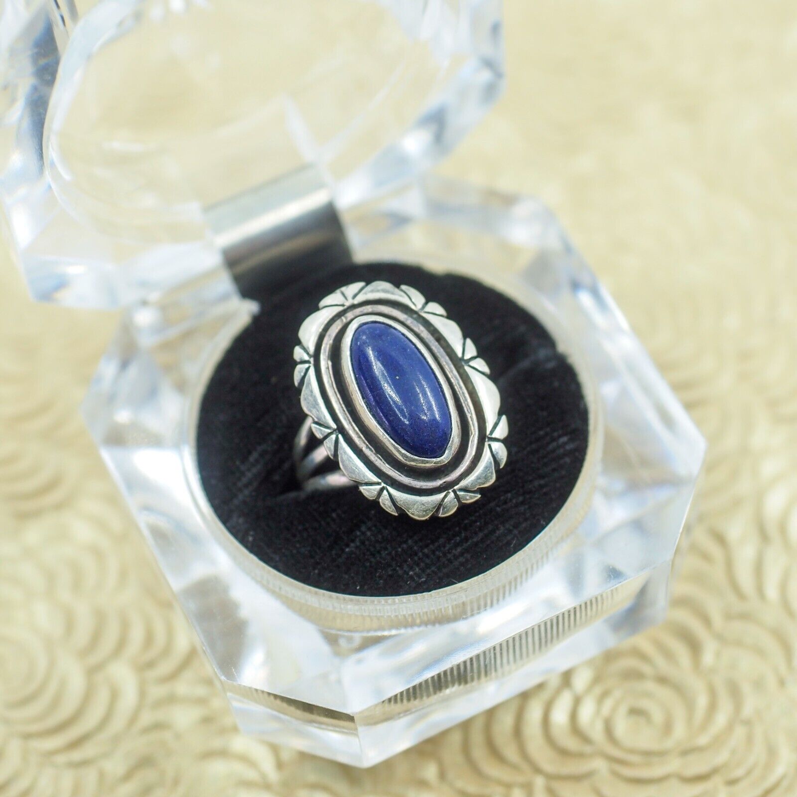 Vintage 1970s LESLIE YAZZIE Blue Lapis Lazuli and Sterling Silver Ring Size 6