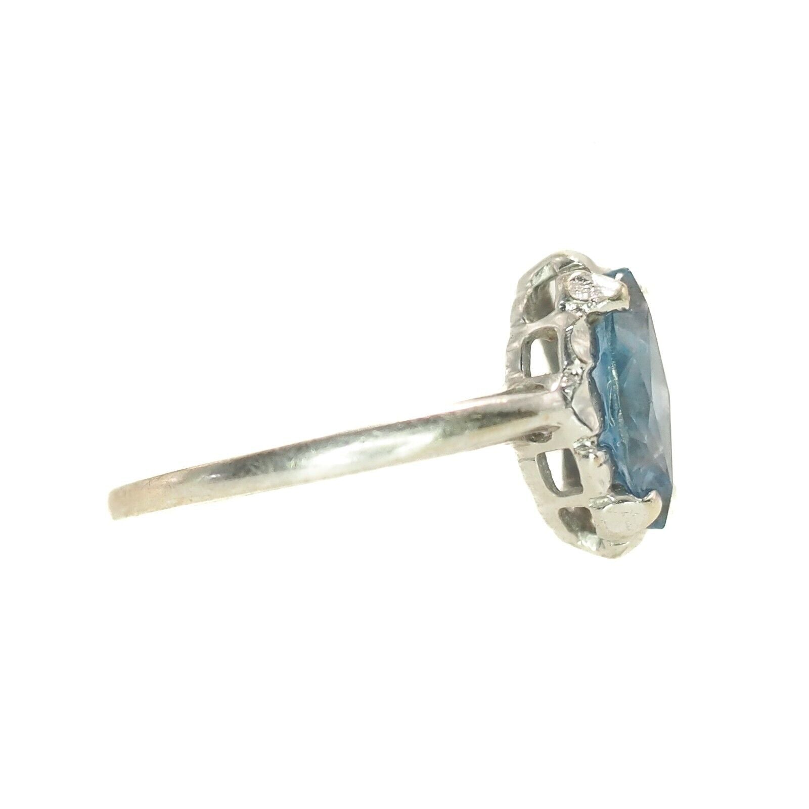 Vintage 1970s Marquise Blue Lab Created Spinel and 10K Ring 6.25