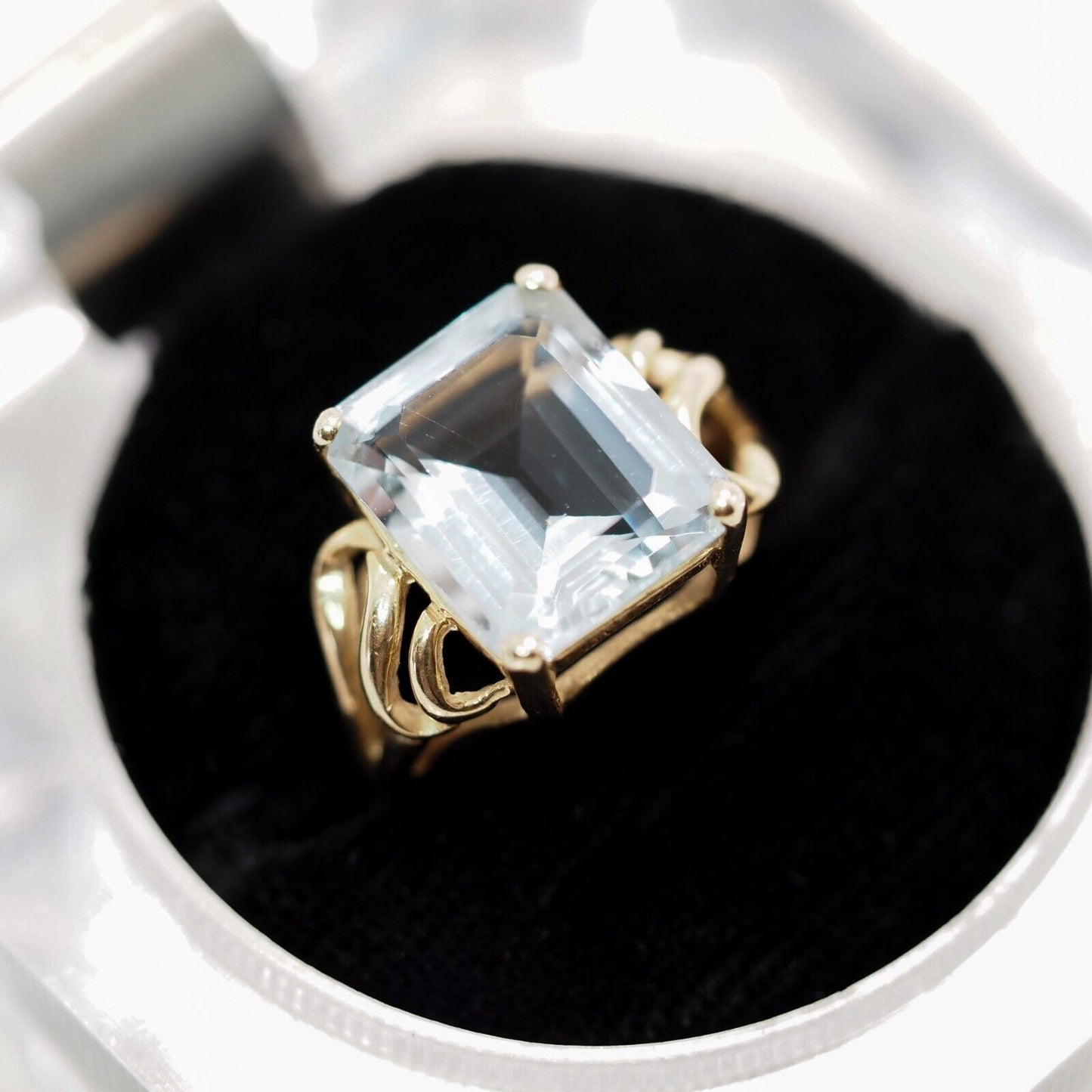 Vintage 1980s 5.11-Carat Natural Aquamarine and 14K Ring Size 6