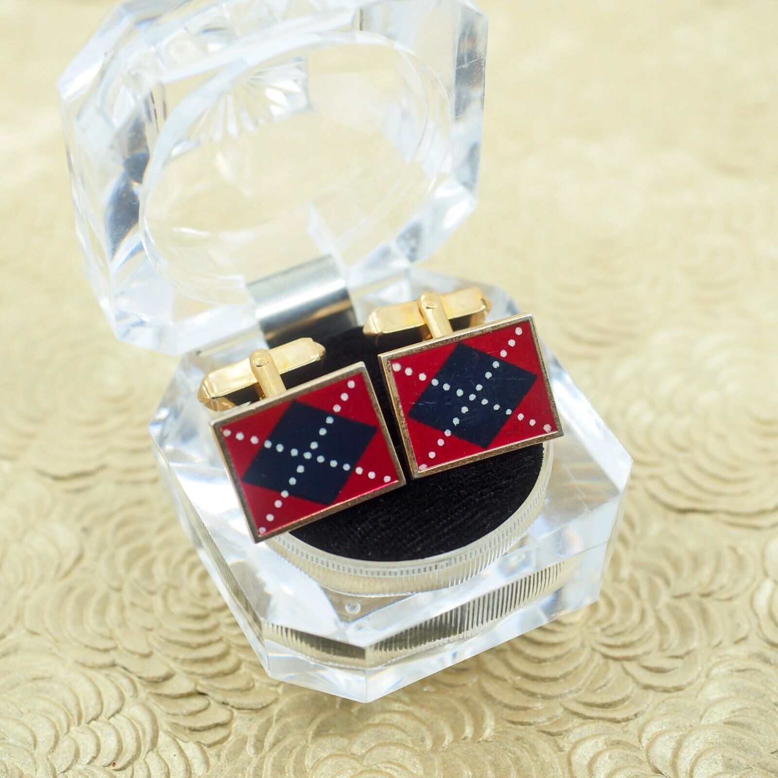 Vintage 1970s SWANK Blue and Red Argyle Pattern Gold Tone Unisex Cufflinks