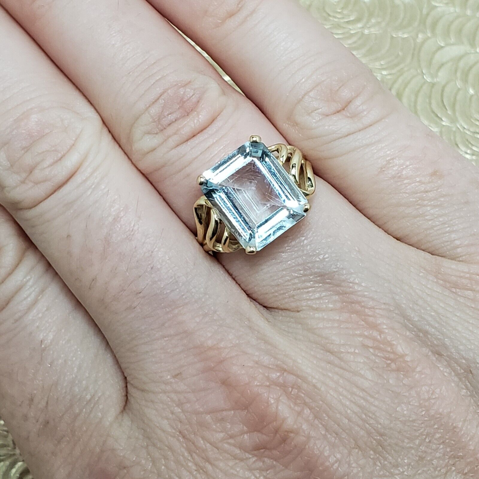 Vintage 1980s 5.11-Carat Natural Aquamarine and 14K Ring Size 6