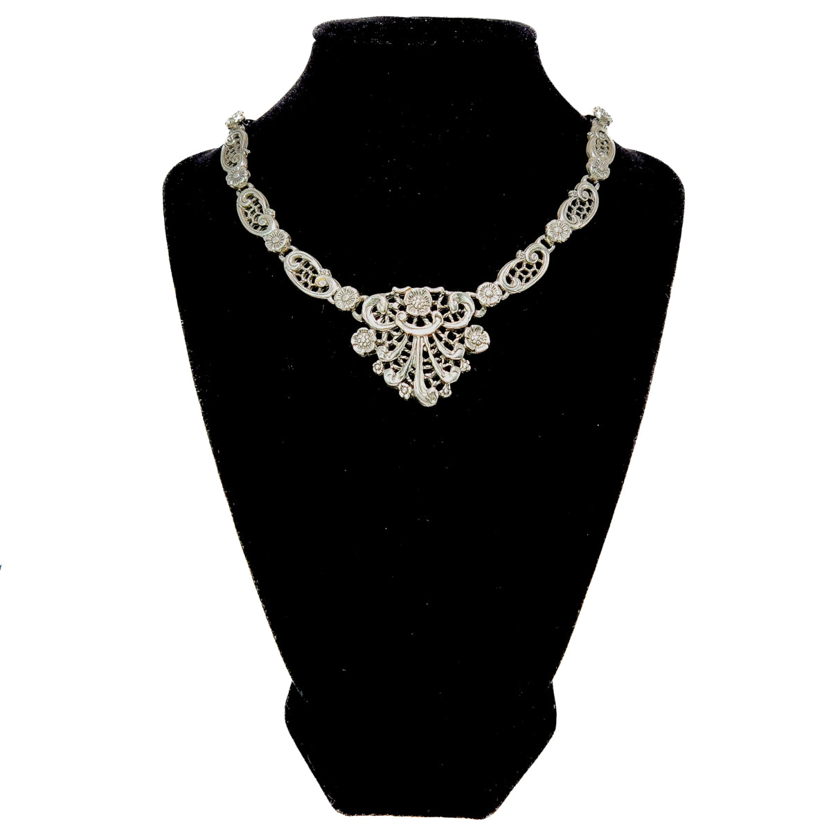 Vintage 1960s Renaissance Revival Silver Plate Statement Flower Choker Statement 14" Necklace image 4