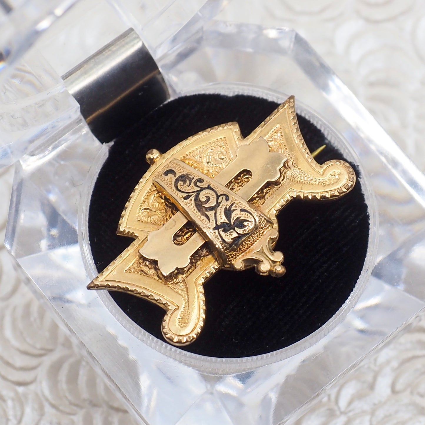 Victorian Mourning Brooch: Taille d'Epergne Black Enamel Rolled Gold, 1880s