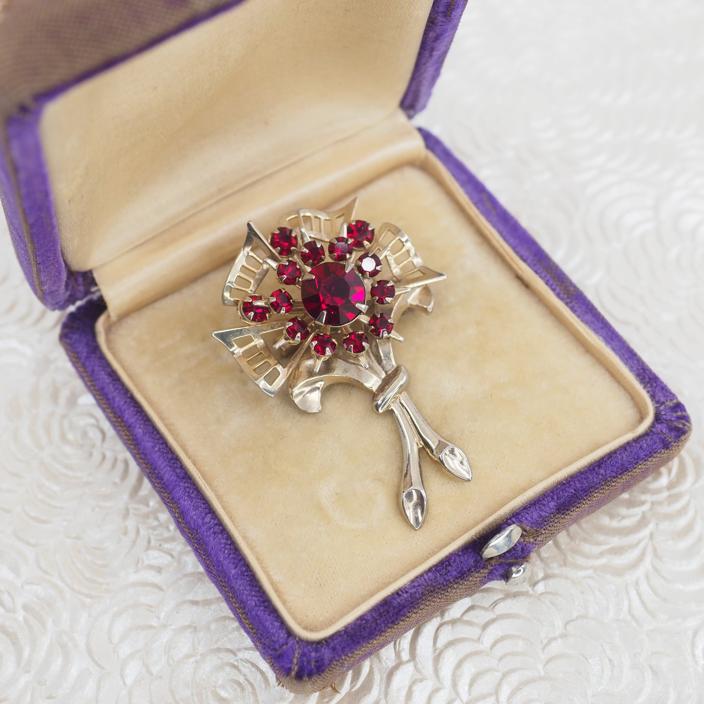 Vintage 1980s Gold Tone and Red Rhinestone Flower Brooch