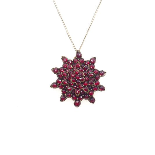 Antique 1890s Late Victorian Bohemian Garnet and Gilt Cluster Starburst 18" Necklace