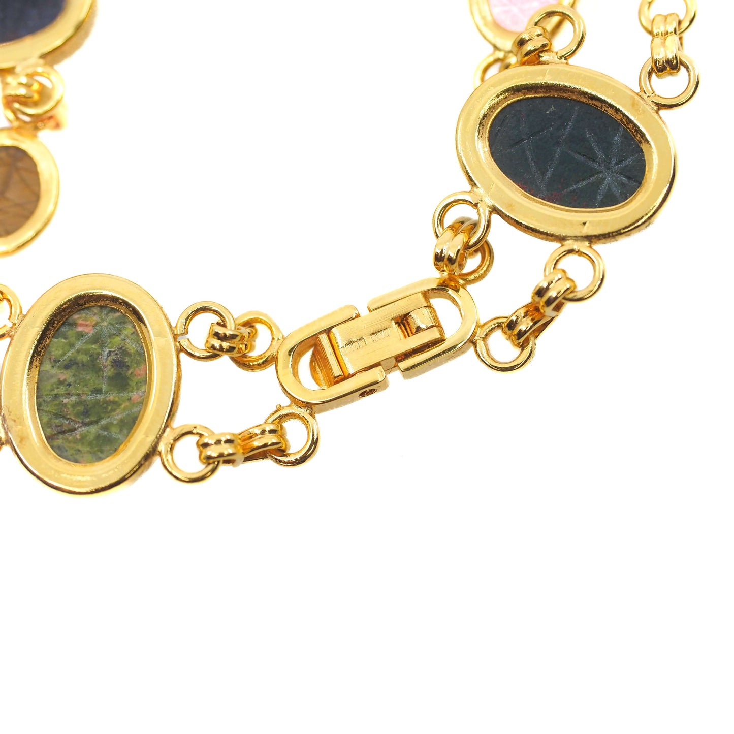 Vintage 1980s Gemstone Carved Scarab and Gold Toned 7" Bracelet