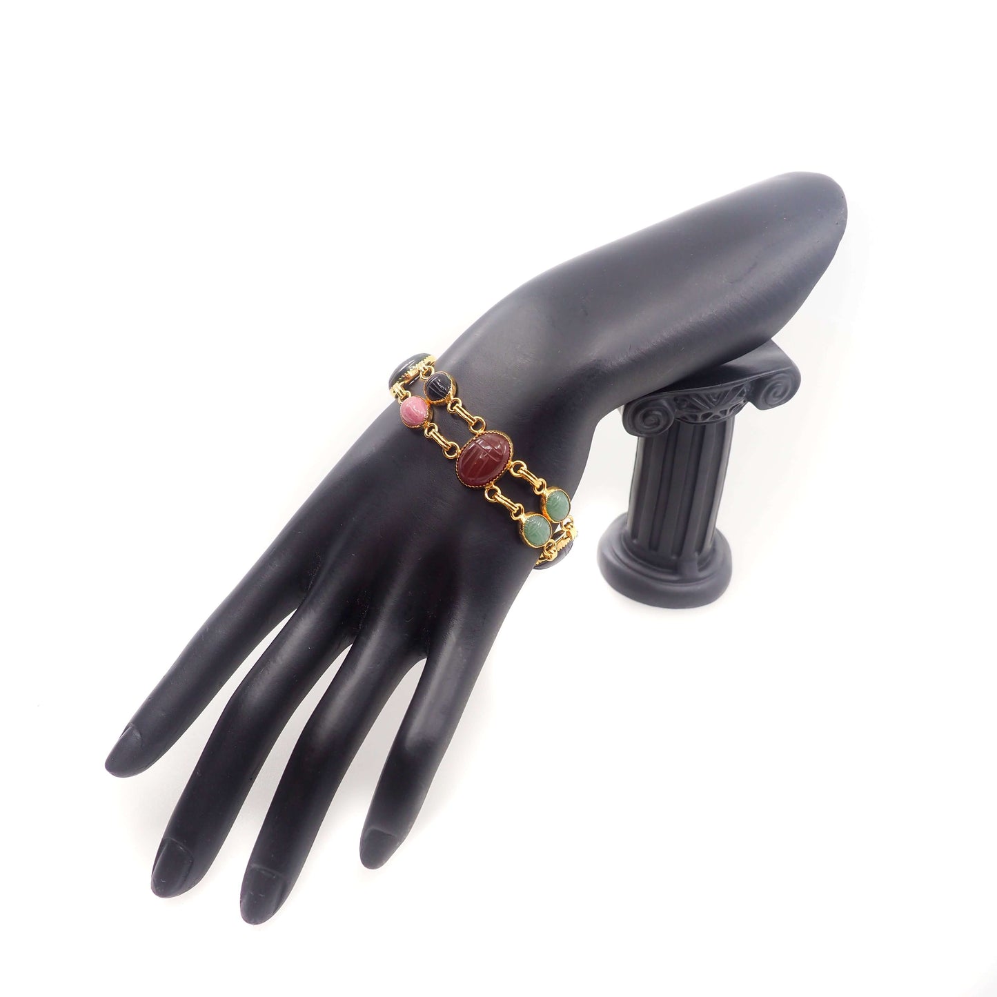 Vintage 1980s Gemstone Carved Scarab and Gold Toned 7" Bracelet