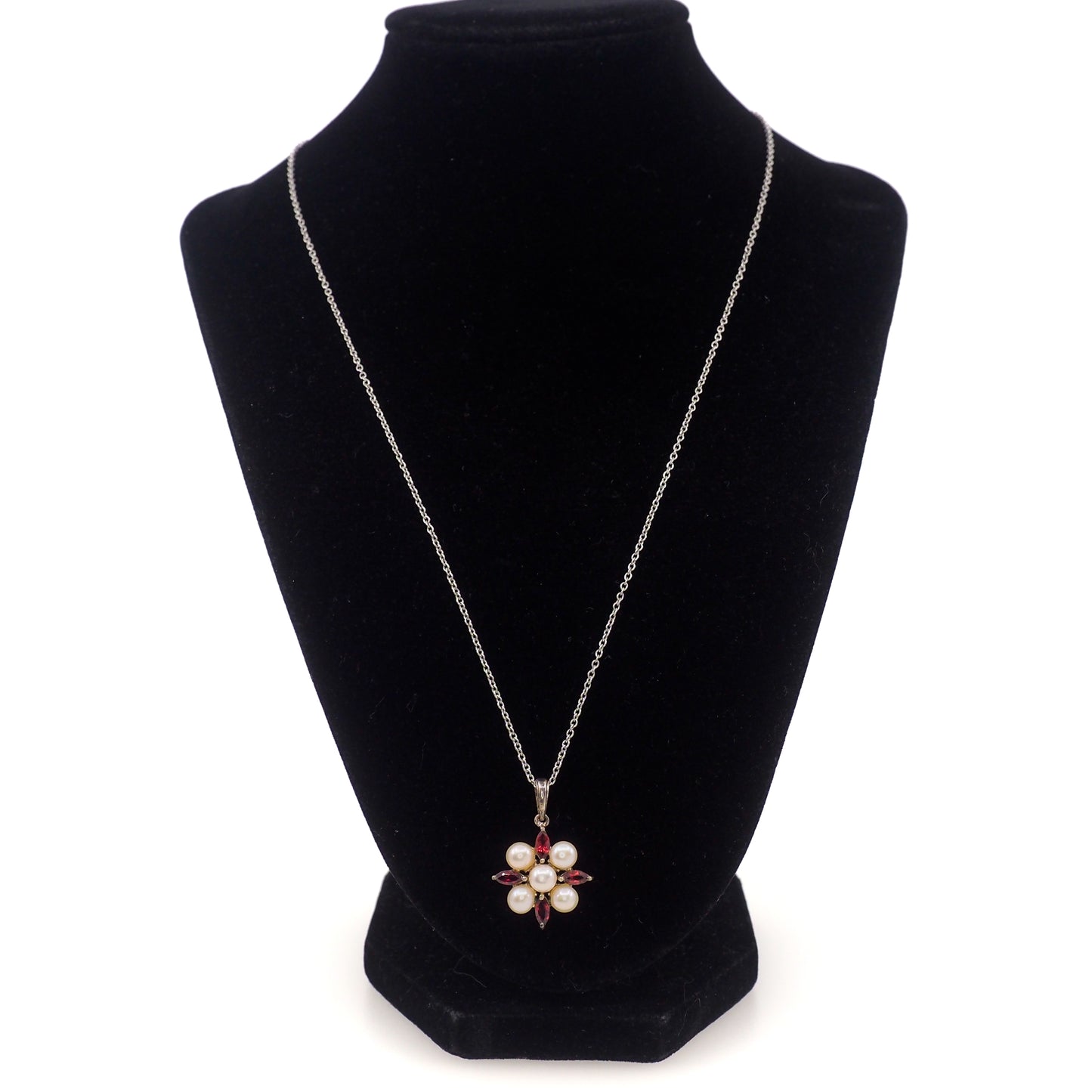 Vintage 1990s Garnet and Cultured Pearl Sterling Silver Cluster 20" Necklace