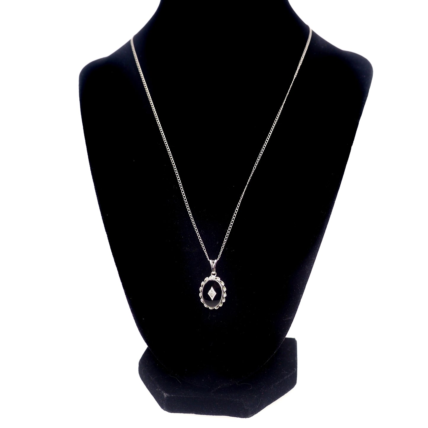 Vintage 1950s UNCAS Art Deco Style Onyx, Diamond, and White Gold Filled 18" Necklace