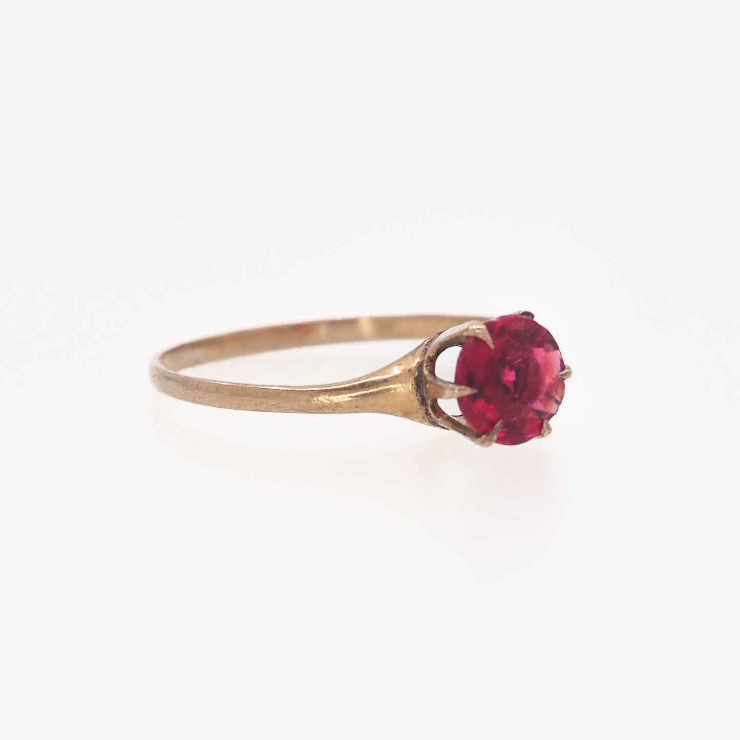 Antique 1900s Edwardian 10K Yellow Gold and Red Glass Solitaire Ring Size 8.25