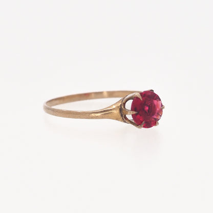 Antique 1900s Edwardian 10K Yellow Gold and Red Glass Solitaire Ring Size 8.25