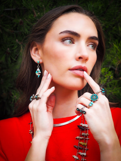 Vintage 1980s Zuni Blue Turquoise and Sterling Silver Petit Point Flower Southwestern Cluster Silver Ring Size 8