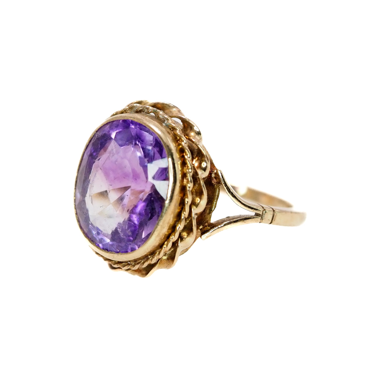 Antique 1880s Etruscan Revival Late Victorian Oval Cut 6.66ct Amethyst and 14K Yellow Gold Solitaire Ring Size 7.5 image 5