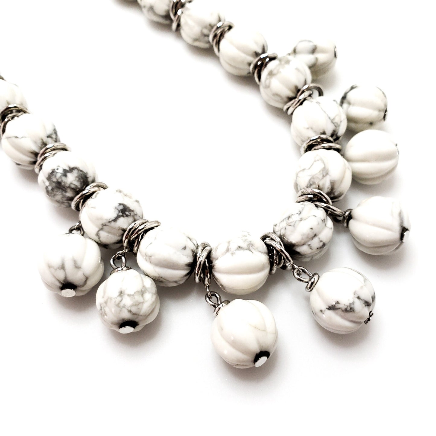 Vintage 1990s White Howlite Melon Bead Chunky Silver Tone Metal Necklace and Earring Set - 90s Large Statement White Jewelry Set